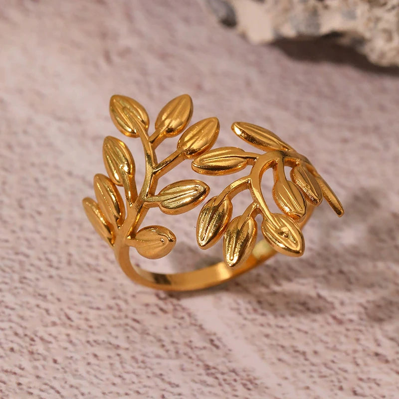 EILIECK 316L Stainless Steel Gold Color Leaves Heart Ring for Women Fashion Statement Waterproof Finger Ring Jewelry Accessories